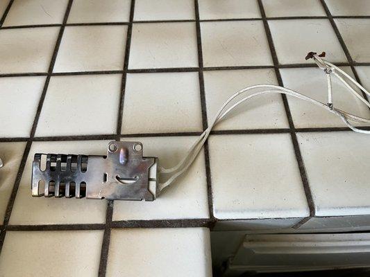 Damaged oven igniter