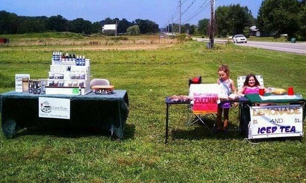 Even if this vendor was set up on time (and she most certainly wasn't) THIS RIGHT HERE.... not a farmers market.