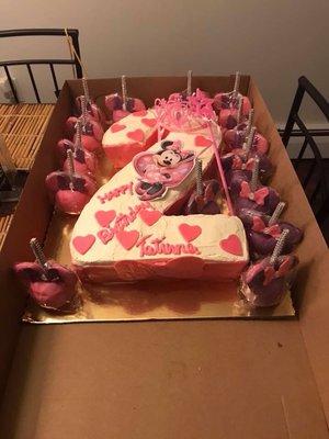 Minnie Mouse princess cake with matching candy apples