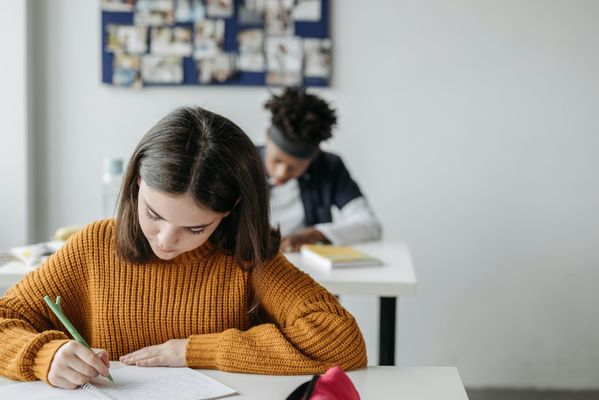 Students taking a practice exam to evaluate their strengths & weaknesses. Remember: Students get FREE access to unlimited practice exams.