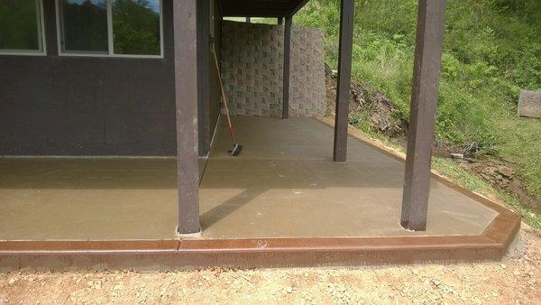 Patio with Colored Concrete and Stamping