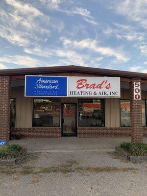 Locate at 500 Nw 27th St. Moore,Ok 73160 
Open Monday- Friday from 8:00am to 5:00pm