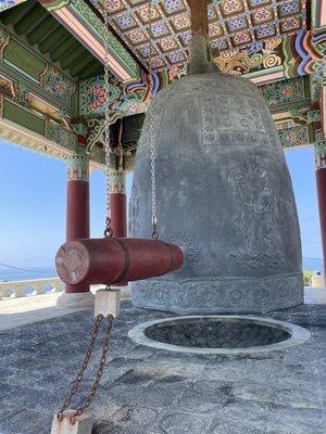 Can't get enough of the Friendship BELL.