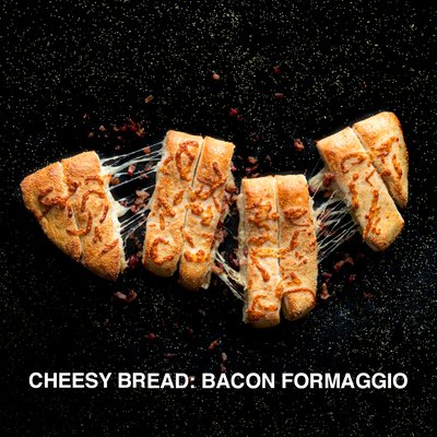 Cheesy Bread: Bacon Formaggio