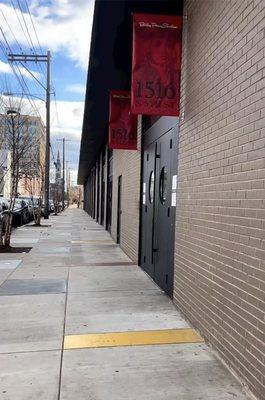 Outdoor Entrance at Billy Penn Studios