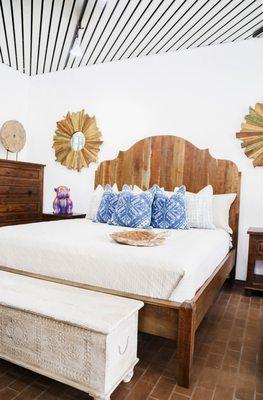 Alamosa King Bed