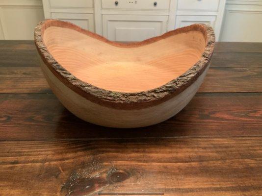 Look at the live edge on this bowl!