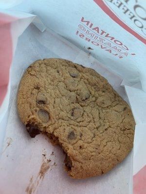 Chocolate chip cookie