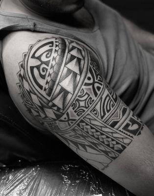 Polynesian tattoo by Eri