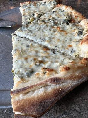 Spinach artichoke pizza