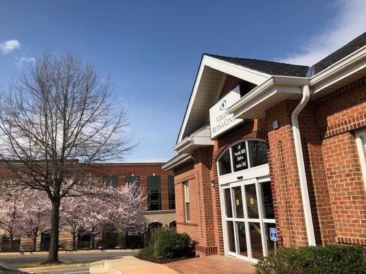 Warrenton Office on a pretty spring day