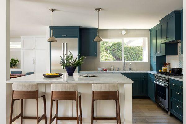 Kitchen Cabinets - Kentfield