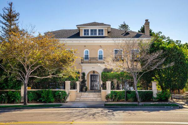 Mission Hills Historical Landmark Manor