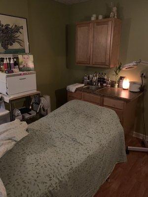 The room where the facial was done - small, cozy. I appreciated the heated bed!