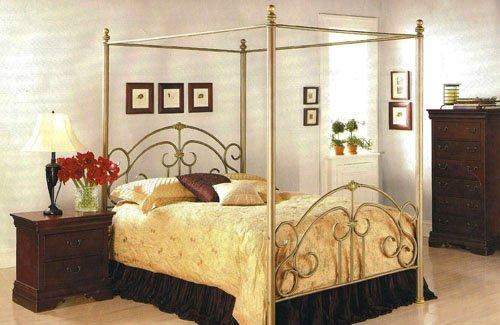 Brittney Canopy Bed Close-out