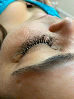 eyelashes extension