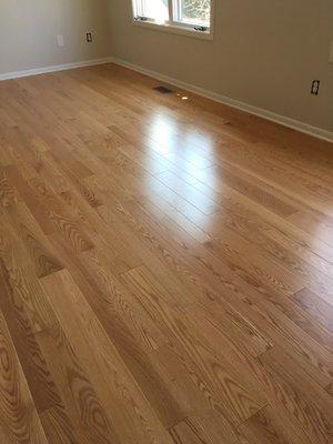 Chelsea plank flooring in Clear Water Red Oak