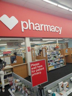 Shout out to the pharmacists team @ this location