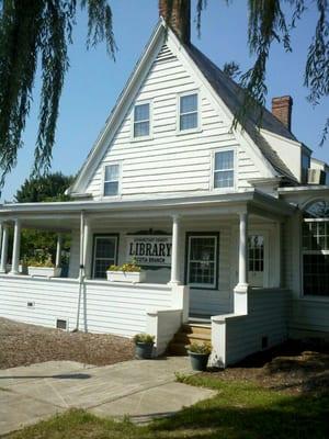 The oldest library building in New York, built 1707 (not 1730 like the old marker says)