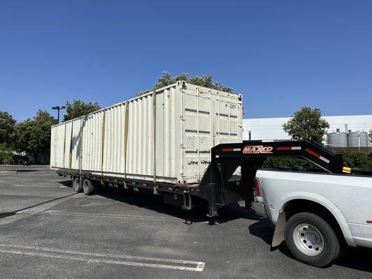 We haul 40' containers