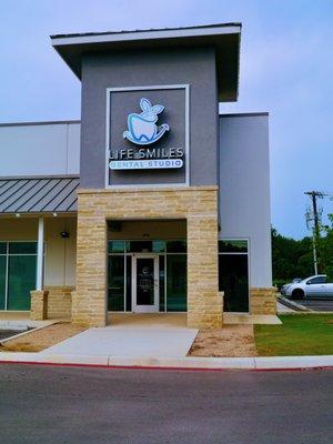 Signage Life Smiles Dental Studio San Antonio TX