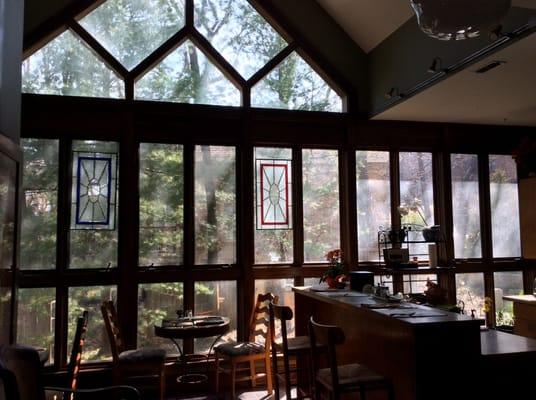 Guest kitchen and breakfast hall