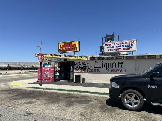 Mojave Liquors