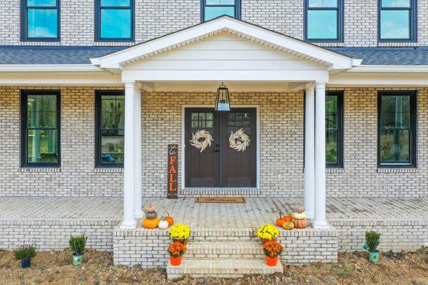 Large front porch with views to The Blue Ridge Mountain.
Exterior Design to highlight the beauty of the house.


hello@crwbldrs.com