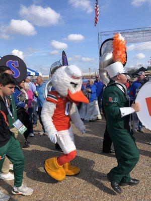 12/26/19. 44th Independence Bowl. 11th oldest bowl game in the entire country. Louisiana Tech Bulldogs vs. University of Miami Hurricanes.