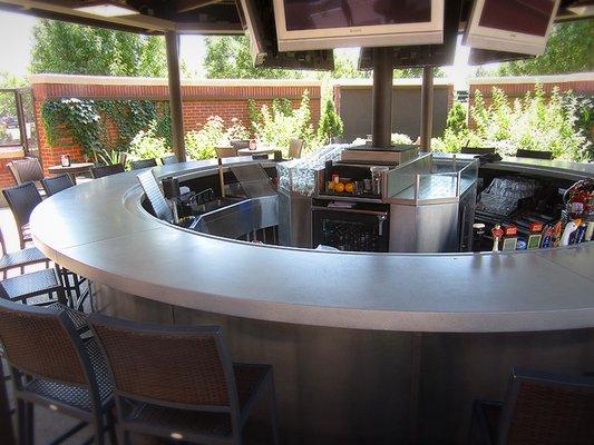 Whether the bartop is in your basement or a commercial restaurant, we can cast it in durable, beautiful concrete! Tavern Lowry - Denver, CO