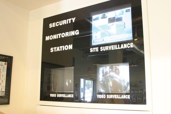 From our storage rooms to surveillance systems, we ensure the safety of your belongings 24 hours a day.