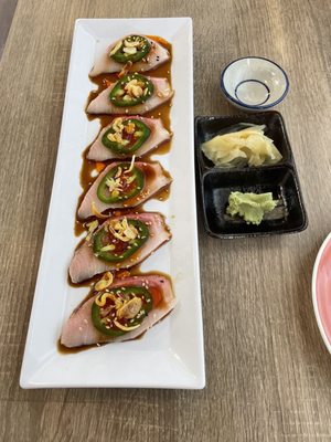 Yellowtail jalapeño sashimi!