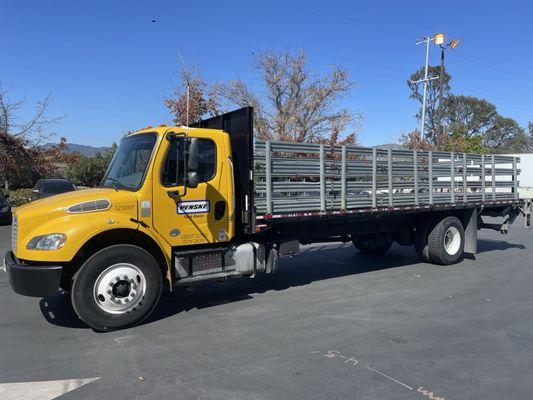 26 ft Flat Bed Truck.