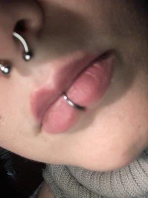 Labret piercing