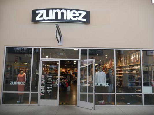 Zumiez