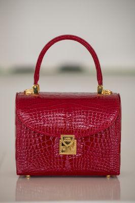 LANA MARKS Baby Lunchbox in Red Alligator