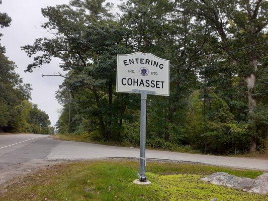 Entering Cohasset at the Hingham line.