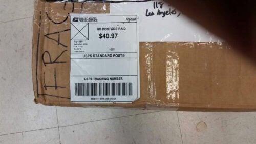 Yum bo mi said he never received this package yet he sends me this picture of the package I shipped. Liar and scam artist!