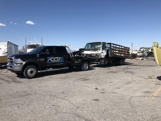 Médium duty towing Nop problem , 24/7 tow truck flat rate