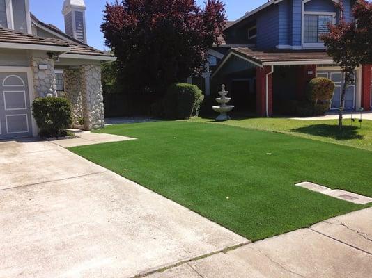 Serving artificial grass to all of San Diego and surrounding areas. Visit us on the web at http://www.globalsynturf.com.