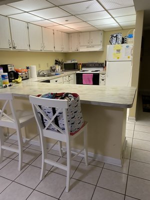 Well maintained kitchen with everything labeled.