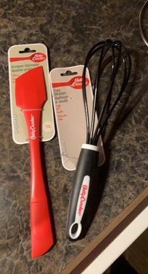 Betty Crocker brand Kitchen Tools Scraper/Spatula & Whisk