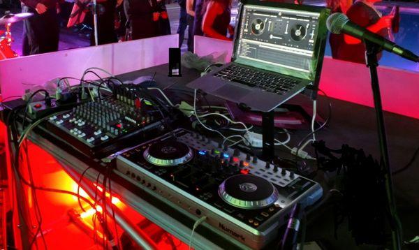 Professional DJ Service