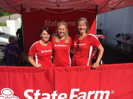 Chelsea, Hanna and Barb at the Milford Frontier Days Parade!