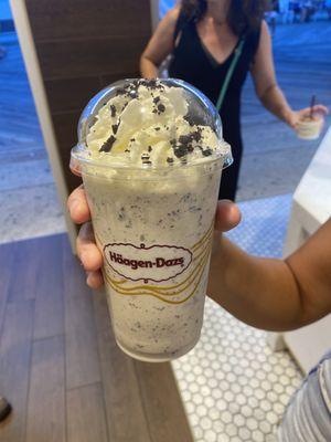 Cookies and Cream Milkshake