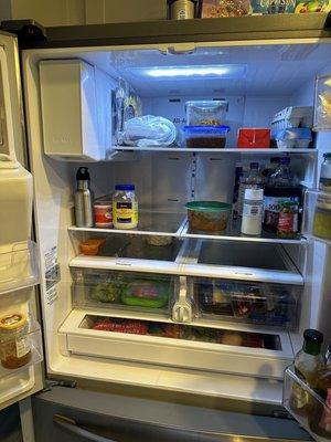 Fridge was clean out and organized well. I was happy with the fridge.