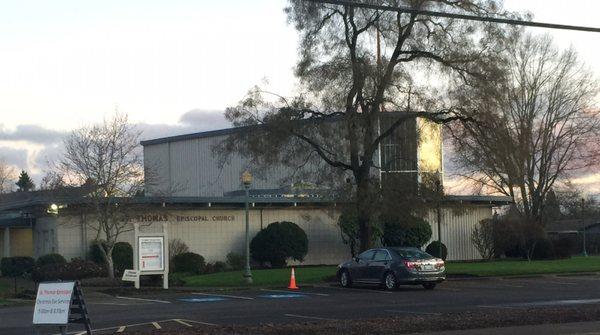 The church from the Coburg Road side.