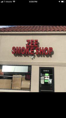 Zee Smoke Shop