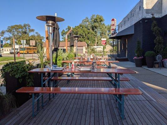 Rows of picnic tables were perfect for the fried chicken pop-up. The weather was a bit chilly but the gas heaters kept us very comfortable.