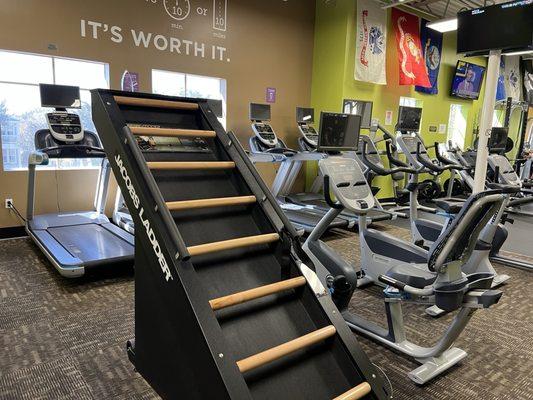 Jacobs ladder, treadmills, bikes